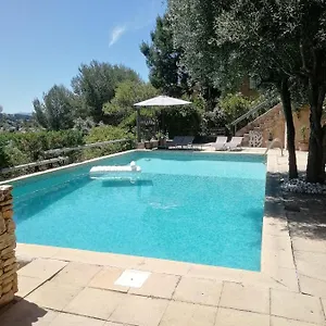 https://chambre-lumineuse-calme-absolu.fr-provencehotel.com