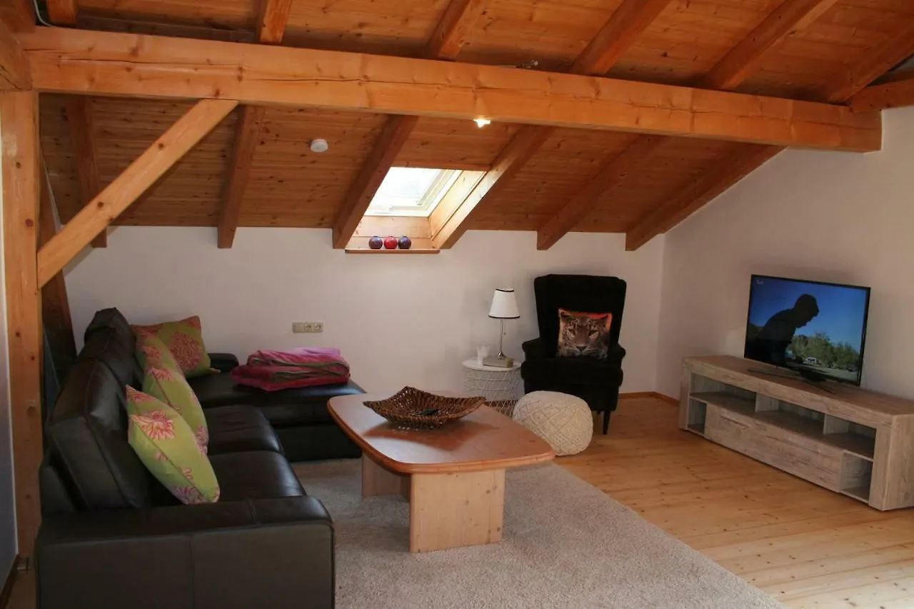 Apartamento Landhaus Bernecker, Bay.W. Rinchnach